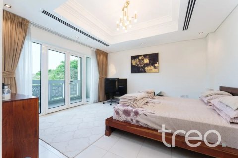 Villa de 4 dormitorios en Quortaj, UAE No. 183078 16