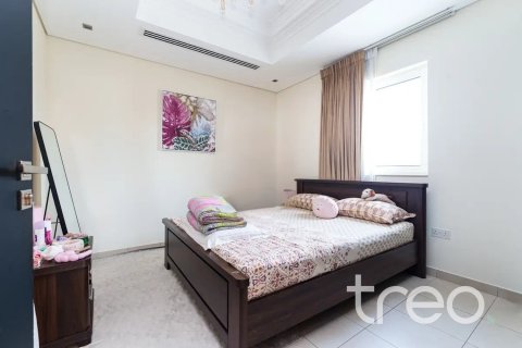 Villa de 4 dormitorios en Quortaj, UAE No. 183078 13