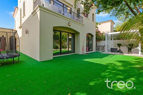 Villa de 4 chambres à Samara, UAE No. 183081