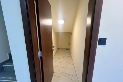 4 bedrooms Apartment in District 11, UAE No. 140076 7