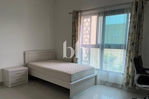 Townhouse de 4 dormitorios  No. 113457 2