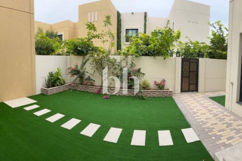 Townhouse de 4 dormitorios  No. 113457 4