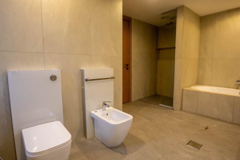 Villa de 4 dormitorios  No. 123964 27