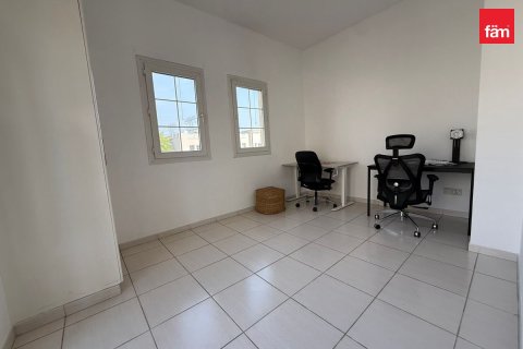 Villa de 2 chambres à Dubai, UAE No. 203436 9