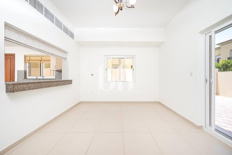 Villa de 4 dormitorios  No. 115771 5