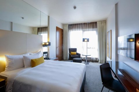 Edificio de en Dubai, UAE No. 150353