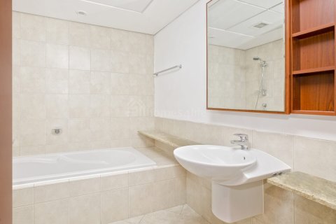 Квартира с 2 спальнями в Deira, ОАЭ №160473 6