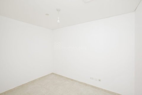Квартира с 2 спальнями в Deira, ОАЭ №160473 10