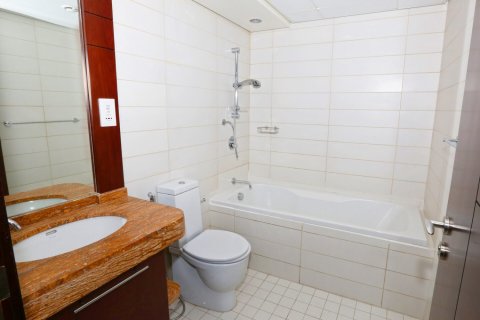 Квартира с 2 спальнями в Даунтаун Дубай (Даунтаун Бурдж Дубай), ОАЭ №160472 6