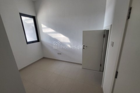 Таунхаус с 4 спальнями в Dubai Land, ОАЭ №160469 14