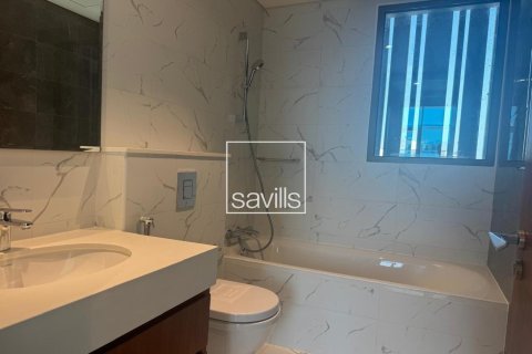 2 bedrooms Townhouse in Abu Dhabi, UAE No. 194942 4