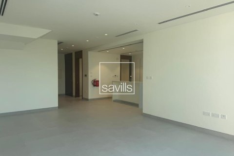 2 bedrooms Townhouse in Abu Dhabi, UAE No. 194942