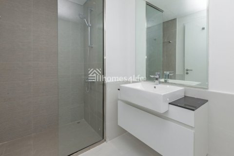 2 bedrooms Apartment in Dubai, UAE No. 140743 18