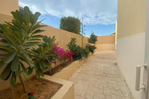 Villa de 5 dormitorios en Al Raha Gardens, UAE No. 91038 11
