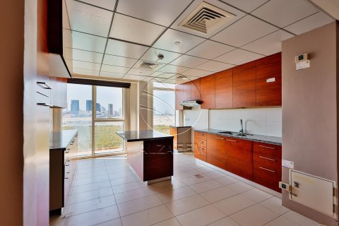 Apartment de 4 dormitorios en Al Qurm, UAE No. 91052 17
