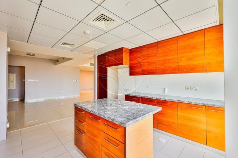 Apartment de 4 dormitorios en Al Qurm, UAE No. 91052 14