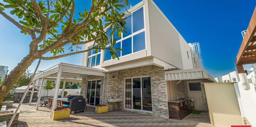 Villa de 6 chambres à Dubai, UAE No. 127447