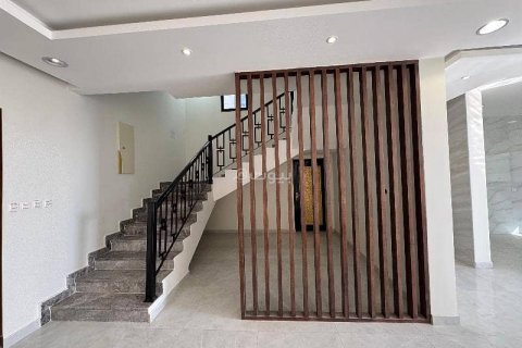 Villa de 6 dormitorios en Khobar, Saudi Arabia No. 60440 7