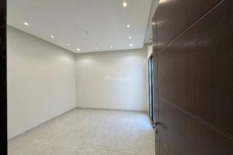 Villa de 6 dormitorios en Khobar, Saudi Arabia No. 60440 18