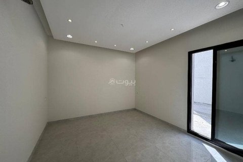 Villa de 6 dormitorios en Khobar, Saudi Arabia No. 60440 15