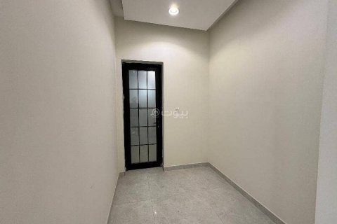 Villa de 6 dormitorios en Khobar, Saudi Arabia No. 60440 12