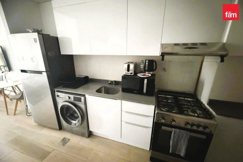 37.1m² Apartment in Dubai, UAE No. 200172 9