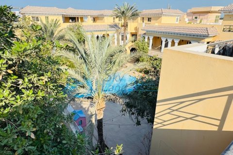 4 bedrooms Villa in Jumeirah, UAE No. 140820 17
