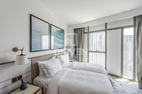 Квартира с 2 спальнями в Address Harbour Point, ОАЭ №192385 17