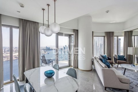 Квартира с 2 спальнями в Address Harbour Point, ОАЭ №192385 6