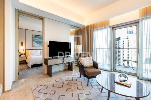 Квартира с 1 спальней в Address Harbour Point, ОАЭ №192387 4