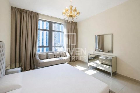 Квартира с 2 спальнями в Claren Towers, ОАЭ №192382 3
