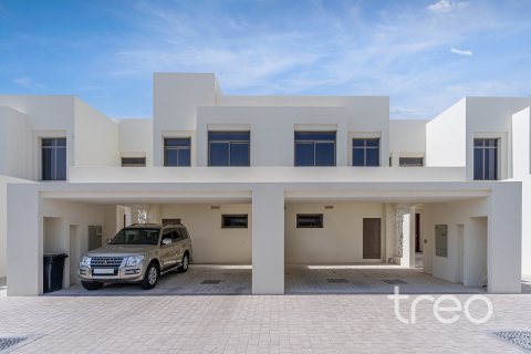 Townhouse de 3 chambres à Town Square, UAE No. 206141