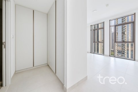 Apartment de 2 dormitorios en Dubai Creek Harbour, UAE No. 206145 9