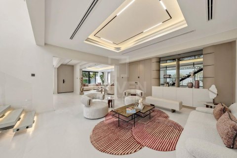 Вилла с 6 спальнями в Jumeirah 3, ОАЭ №209413 6
