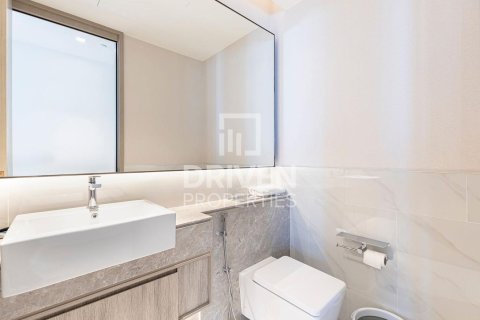 Appartement de 2 chambres à Address Harbour Point, UAE No. 207214 10
