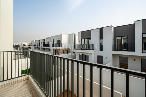 3 bedrooms Villa in Dubai South (Dubai World Central), UAE No. 210797 9