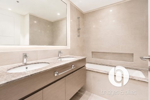 2 bedrooms Apartment in Downtown Dubai (Downtown Burj Dubai), UAE No. 166068 17