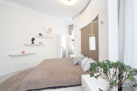 2 bedrooms Apartment in Downtown Dubai (Downtown Burj Dubai), UAE No. 166071 12