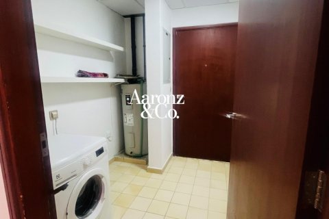 2 bedrooms Apartment in Jumeirah Beach Residence, UAE No. 166072 10