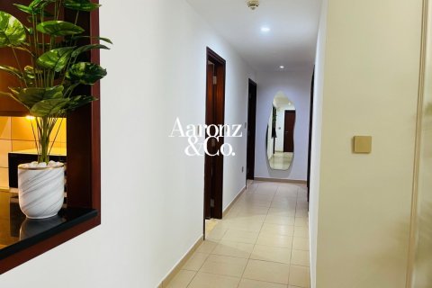 2 bedrooms Apartment in Jumeirah Beach Residence, UAE No. 166072 8