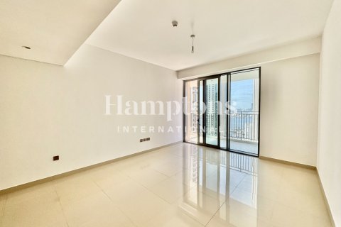 Apartment de 2 dormitorios en 17 Icon Bay, UAE No. 73280 12