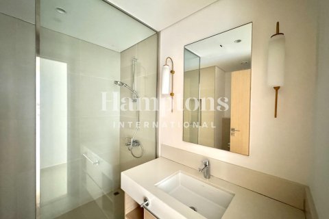 Apartment de 2 dormitorios en 17 Icon Bay, UAE No. 73280 7