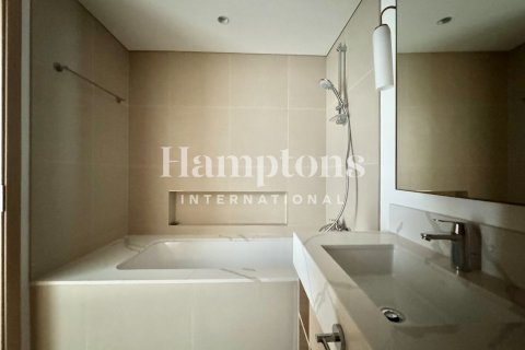 Apartment de 2 dormitorios en 17 Icon Bay, UAE No. 73280 6