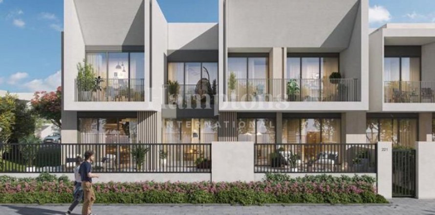 Townhouse de 3 dormitorios en Town Square, UAE No. 73281
