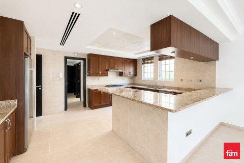 Villa de 4 dormitorios en Jumeirah Park, UAE No. 166312 7