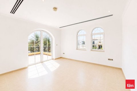 Villa de 4 dormitorios en Jumeirah Park, UAE No. 166312 14