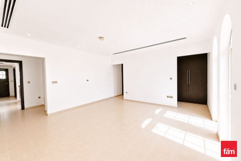 Villa de 4 dormitorios en Jumeirah Park, UAE No. 166312 15