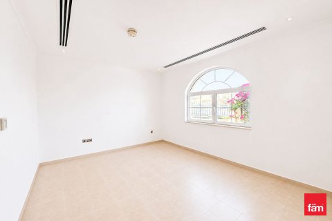 Villa de 4 dormitorios en Jumeirah Park, UAE No. 166312 13