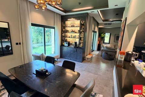 4 bedrooms Villa in Dubai, UAE No. 166314 9
