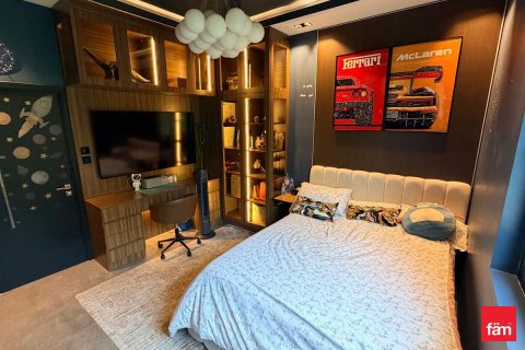 4 bedrooms Villa in Dubai, UAE No. 166314 26